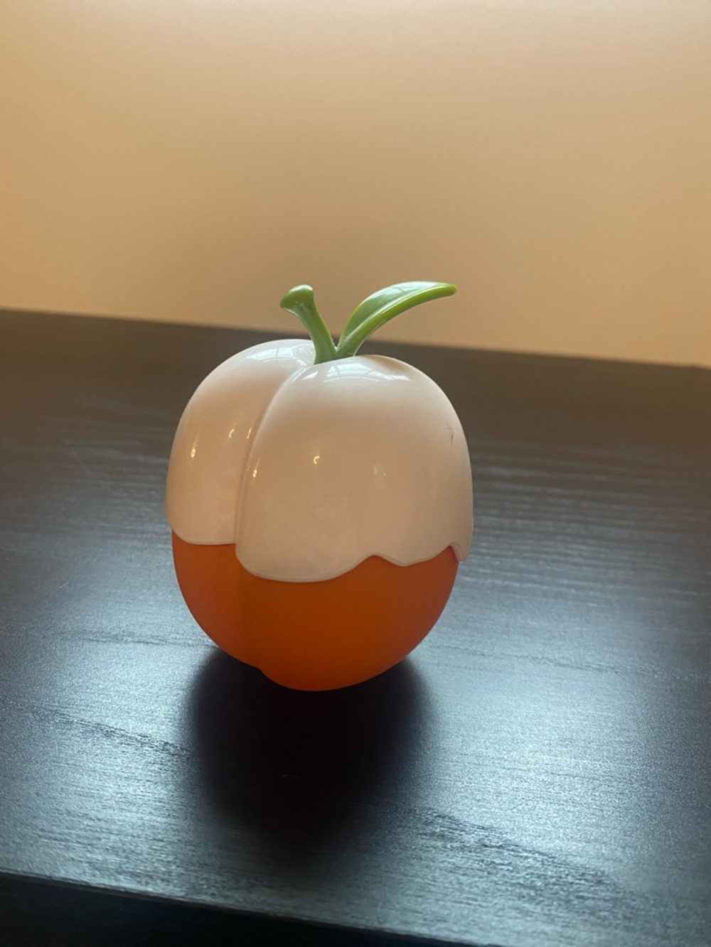 Kimoji Peach perfume bottle